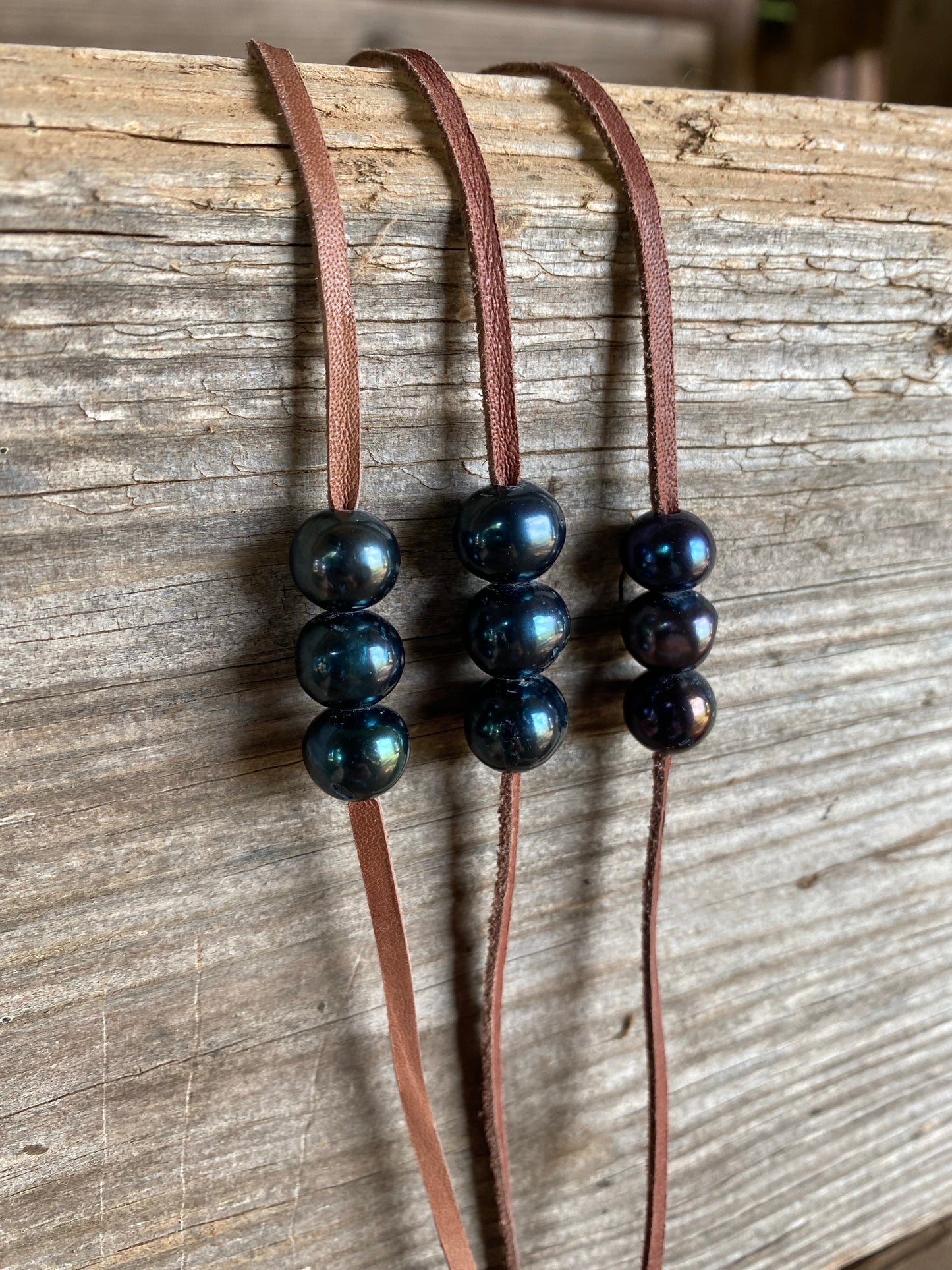 Midnight Pearl Choker