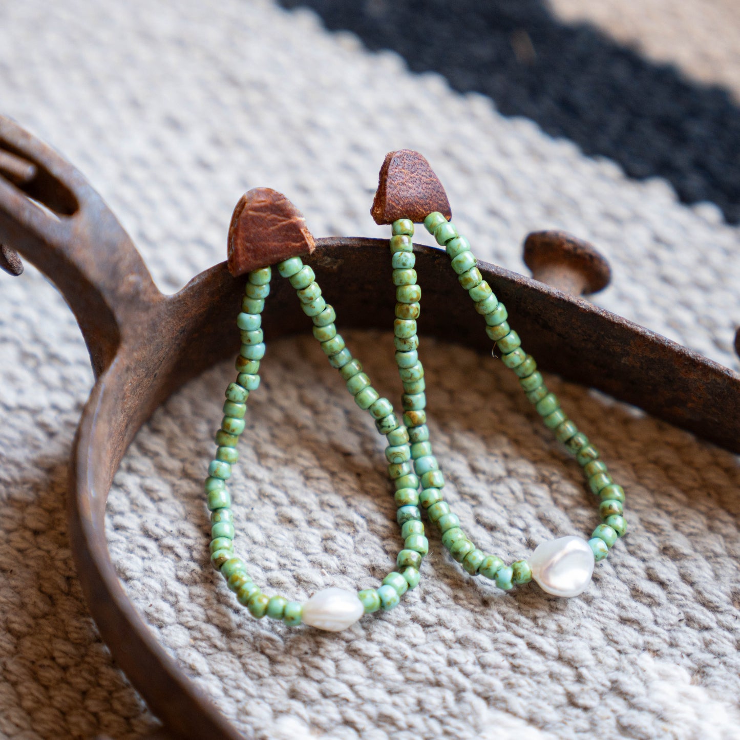 Prairie Pearl One Strand Earrings