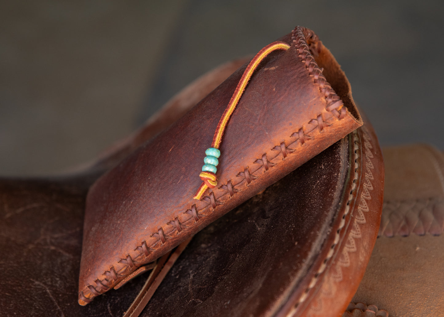 Saddle Phone Holder - Turquoise Beads